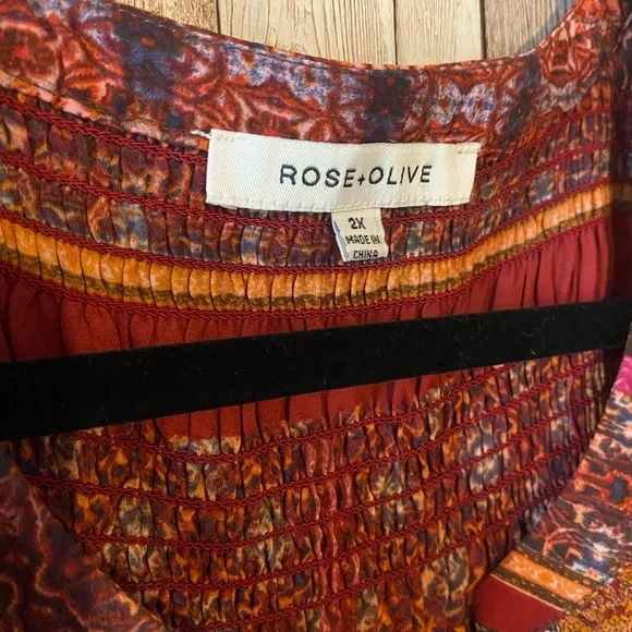 Rose + Olive women's 2X Plus Boho Bohemian whimsy colorful flowy tunic top - Picture 3 of 6